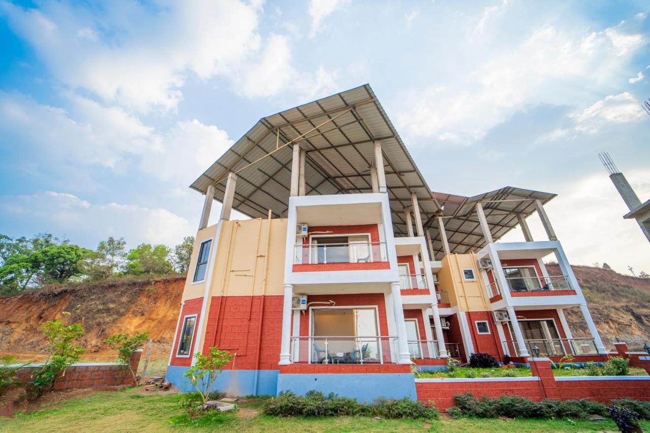 Mahābaleshwar Vrindavan Resort מראה חיצוני תמונה